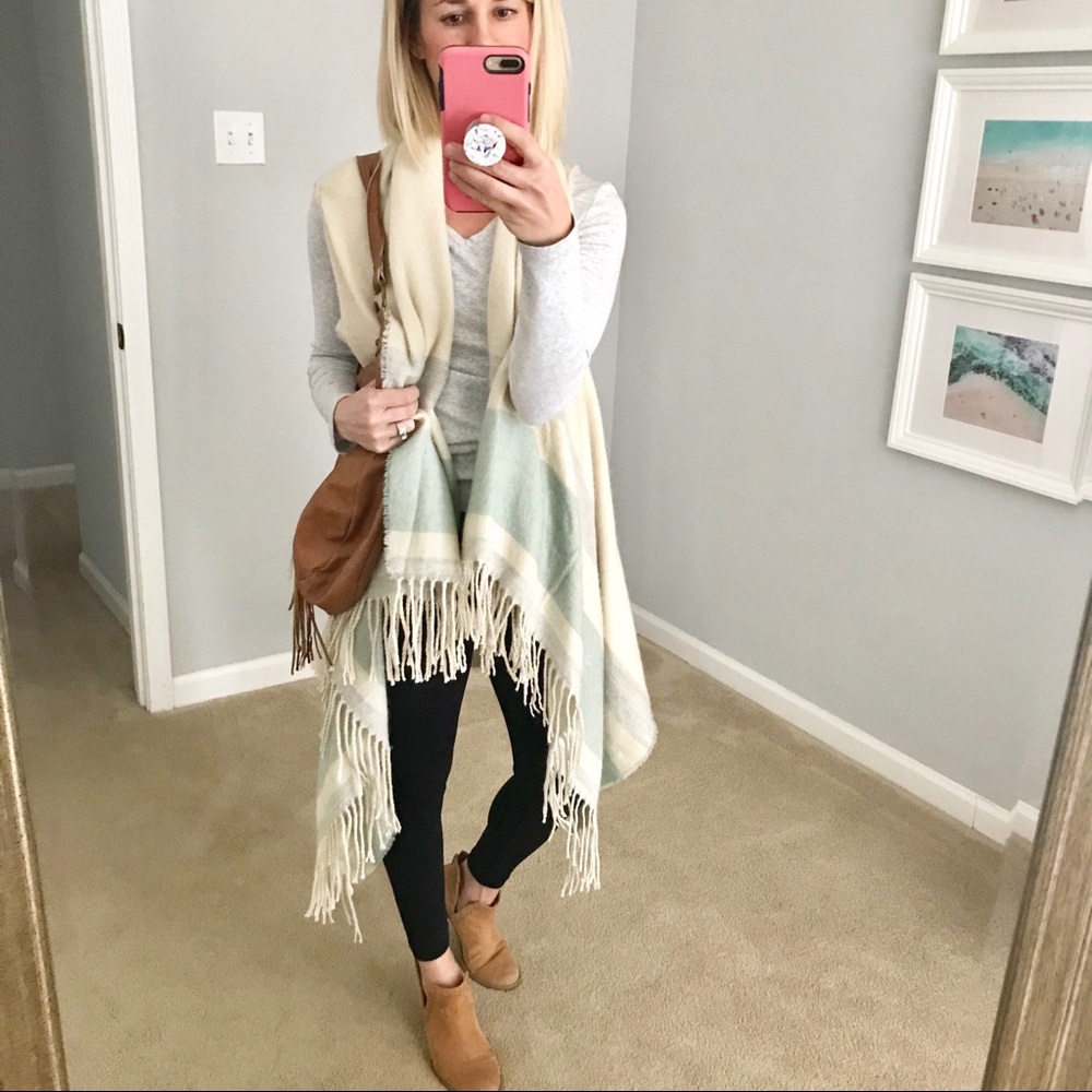 Universal Thread Striped Kimono/Vest OSFM